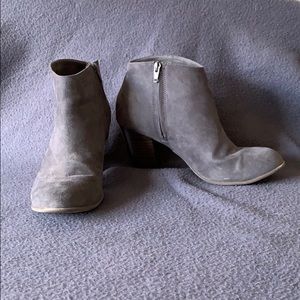 Old Navy Grey Heeled Boots